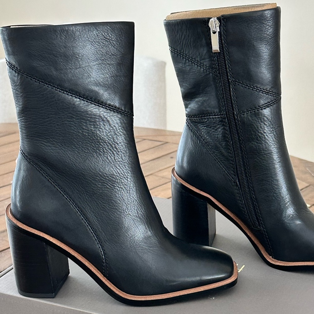 Franco Sarto Stevie Bootie in Black
Leather Size 5